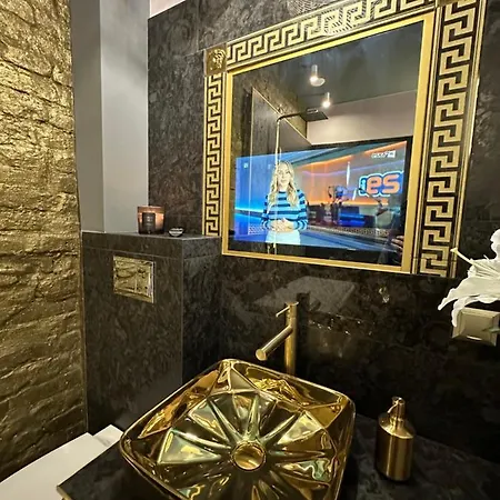 Darkhouse Versace Blue Apartment Lodz (Lodz)