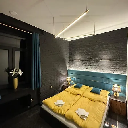 Darkhouse Blue
