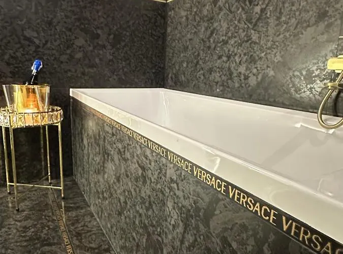 Darkhouse Blue דירה לודז'